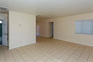 15935 Live Oak, Hesperia, CA 92345 - Photo 8