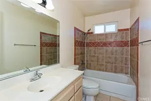 15935 Live Oak, Hesperia, CA 92345 - Photo 18
