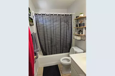 15053 Brown, Victorville, CA 92394 - Photo 8