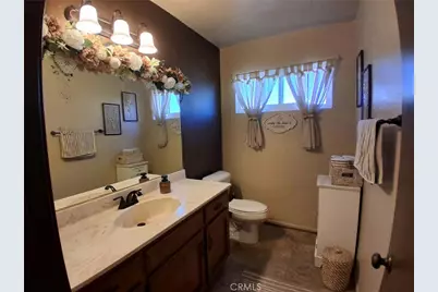 11448 Mojave Drive, Jurupa Valley, CA 91752 - Photo 32