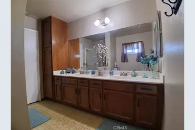 11448 Mojave Drive, Mira Loma, CA 91752 - Photo 46