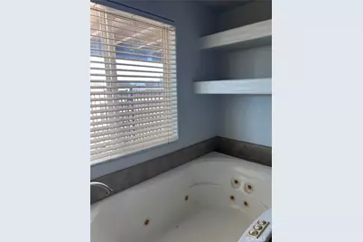 13565 Farmington Street, Oak Hills, CA 92344 - Photo 16