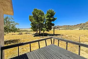 30263 State Hwy 18, Lucerne Valley, CA 92356 - Photo 26