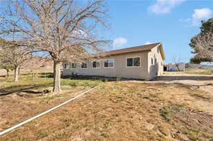 30263 State Hwy 18, Lucerne Valley, CA 92356 - Photo 44