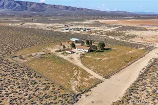 30263 State Hwy 18, Lucerne Valley, CA 92356 - Photo 54