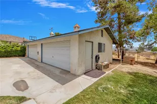 23333 Taos, Apple Valley, CA 92307 - Photo 36