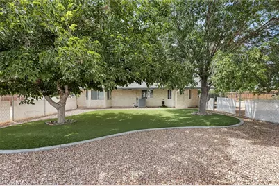 14285 Kiowa Road, Apple Valley, CA 92307 - Photo 40