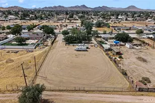 14285 Kiowa Rd, Apple Valley, CA 92307 - Photo 46