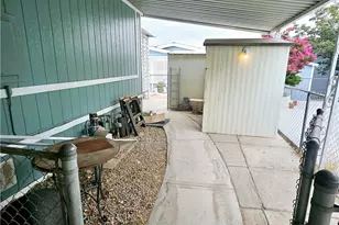 9161 Santa Fe, Hesperia, CA 92345 - Photo 62