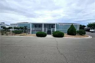 9161 Santa Fe, Hesperia, CA 92345 - Photo 2