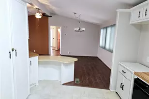 9161 Santa Fe, Hesperia, CA 92345 - Photo 20