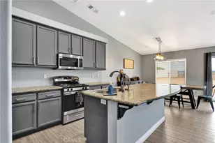 17647 Park Plaza Ct, Victorville, CA 92395 - Photo 14