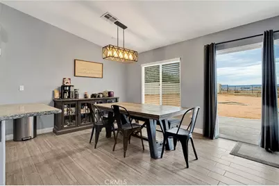 17647 Park Plaza Court, Victorville, CA 92395 - Photo 10