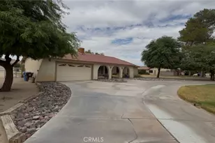 26262 Community, Barstow, CA 92311 - Photo 1