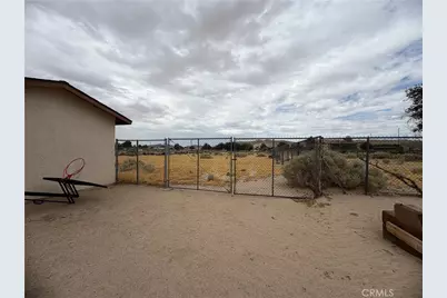 26262 Community, Barstow, CA 92311 - Photo 32