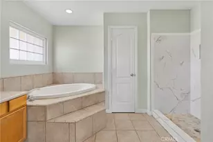 15876 Dale Evans, Apple Valley, CA 92307 - Photo 18