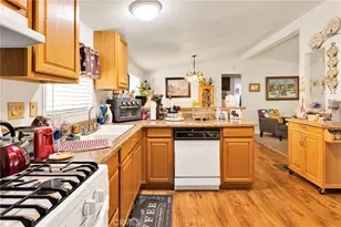 9161 Santa Fe, Hesperia, CA 92345 - Photo 10
