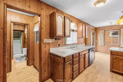 1056 Lark, Wrightwood, CA 92397 - Photo 12