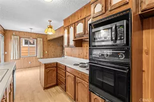 1056 Lark, Wrightwood, CA 92397 - Photo 10