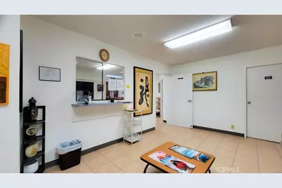 18145 US Highway 18 #G, Apple Valley, CA 92307 - Photo 4