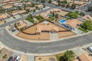 12951 Lantern Ln, Victorville, CA 92392 - Photo 2