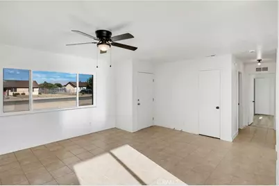 10690 Cypress, Hesperia, CA 92345 - Photo 4