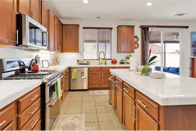 13311 Cartagena Street, Victorville, CA 92392 - Photo 16