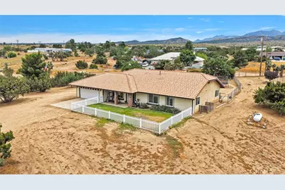 6432 Lime, Phelan, CA 92371 - Photo 56