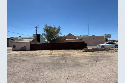 219 N 1st Avenue, Barstow, CA 92311 - Photo 6