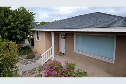 1121 Vista Way, Oceanside, CA 92054 - Photo 1