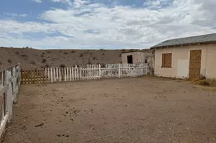 313 Desnok, Needles, CA 92363 - Photo 30