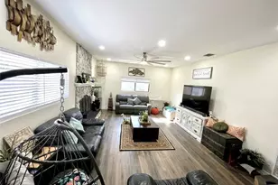 7245 Lyons, Hesperia, CA 92345 - Photo 4