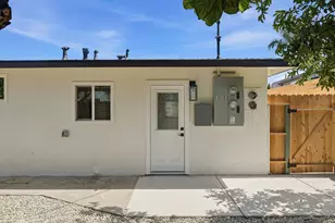 726 Weelo Dr, Costa Mesa, CA 92627 - Photo 42