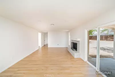 13913 Cronese Road, Apple Valley, CA 92307 - Photo 10