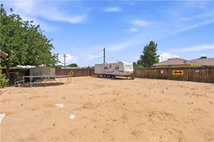 14367 Flathead, Apple Valley, CA 92307 - Photo 36