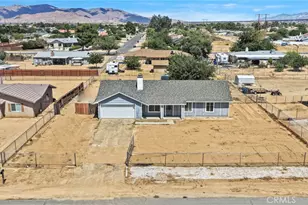 11931 Puye, Apple Valley, CA 92308 - Photo 44