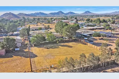 14275 Gayhead, Apple Valley, CA 92307 - Photo 60