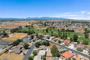 18440 Mountain Meadows Dr, Victorville, CA 92395 - Photo 6