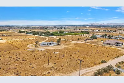 10675 Joshua, Apple Valley, CA 92308 - Photo 42
