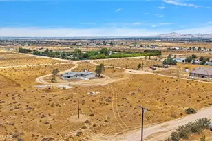 10675 Joshua, Apple Valley, CA 92308 - Photo 42