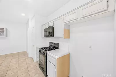 13616 Dellwood Street, Victorville, CA 92392 - Photo 8