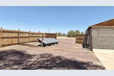 30819 Athol, Newberry Springs, CA 92365 - Photo 4