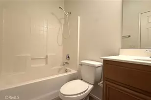 10258 Susan, Hesperia, CA 92345 - Photo 8