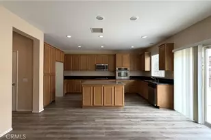 10258 Susan, Hesperia, CA 92345 - Photo 6