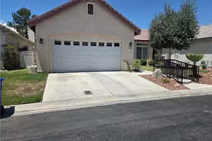 11262 Country Club, Apple Valley, CA 92308 - Photo 2