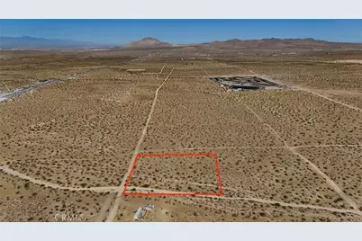 747 Langley Street, Apple Valley, CA 92307 - Photo 2