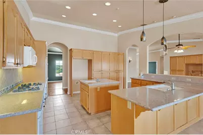 7091 Coriander, Oak Hills, CA 92344 - Photo 20