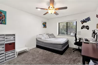 15027 Riverside, Apple Valley, CA 92307 - Photo 36