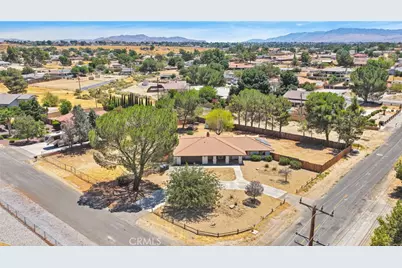 15027 Riverside, Apple Valley, CA 92307 - Photo 46