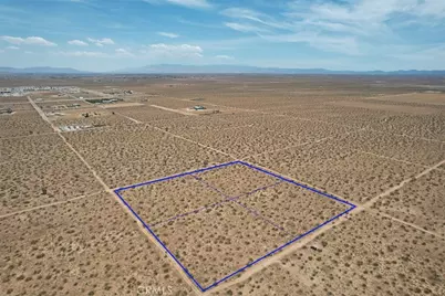 8 Buckeye Avenue, Adelanto, CA 92301 - Photo 2